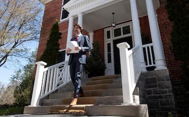 federal-covid-19-wage-subsidy-to-last-through-summer-trudeau