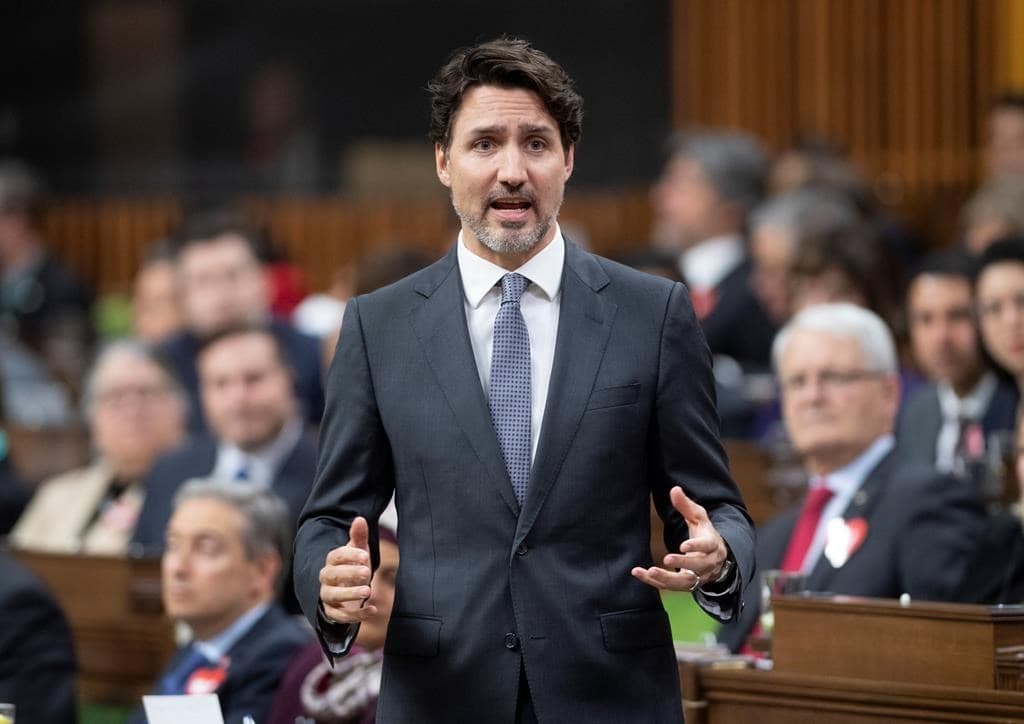 canada-denying-entry-to-nearly-everyone-who-isnt-a-canadian-citizen-or-pr-americans-allowed-to-enter