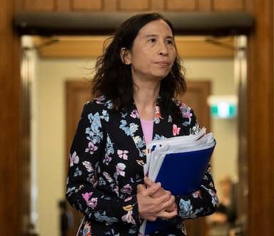 dr-theresa-tam-recommends-using-non-medical-masks-when-maintaining-physical-distance-might-not-be-possible