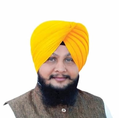 panchayat-elections-in-punjab-heated-atmosphere-former-mla-kulbir-singh-zira-injured