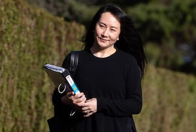 mengs-lawyer-urges-judge-to-turf-mounties-claim-that-he-didnt-share-info-with-fbi