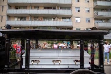 no-grounds-to-charge-officers-in-death-of-regis-korchinski-paquetsiu