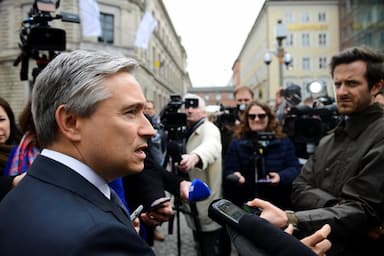 canadian-officials-helping-in-japan-after-12-canadians-contract-virus-on-ship