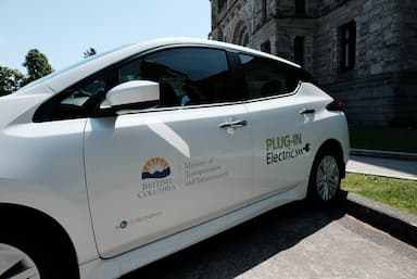 electric-car-drivers-will-have-to-pay-to-power-up-their-vehicles-at-fast-charge-stations-in-b-c