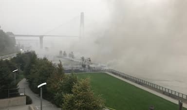 flames-rip-through-waterfront-park-damage-boardwalk-in-new-westminster-b-c
