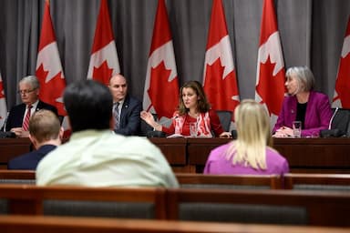 chrystia-freeland-government-is-monitoring-closely-the-spread-of-covid-19-among-health-professionals-who-live-in-canada-but-work-in-the-us