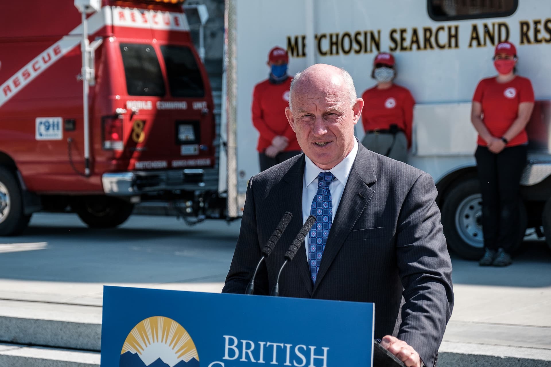 travel-restrictions-aimed-at-limiting-the-spread-of-covid-19-will-not-include-random-stops-mike-farnworth