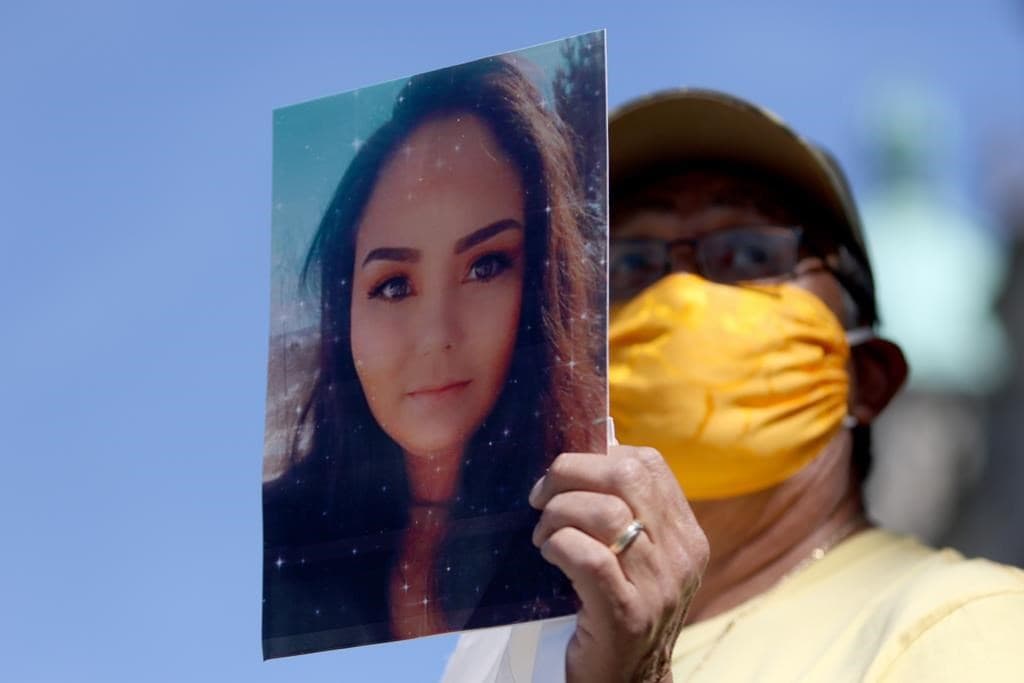 quebecs-police-watchdog-completes-investigation-in-fatal-police-shooting-of-chantel-moore