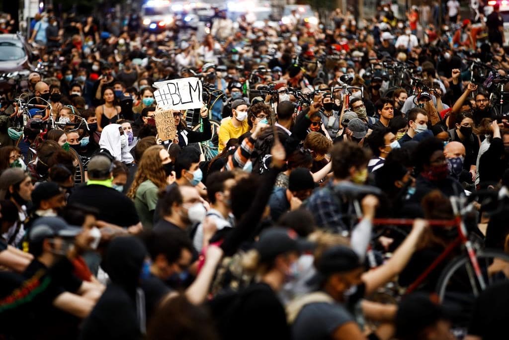 second-degree-murder-charge-against-the-officer-who-knelt-on-george-floyd