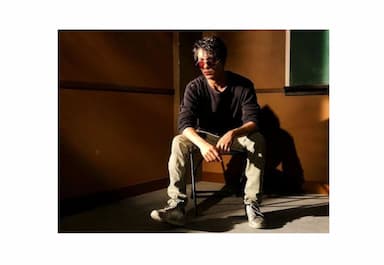 srks-son-aryan-drops-new-picture