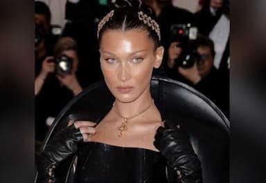 bella-hadid-joins-pro-palestine-march-in-nyc-amid-israel-gaza-conflict
