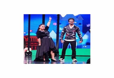 comedian-bharti-singh-husband-haarsh-limbachiyaa-launch-youtube-channel-bharti-tv