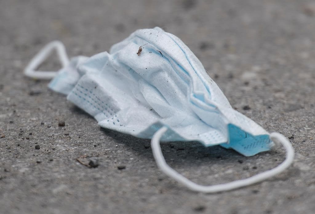 masks-problematic-for-asthmatic-autistic-hearing-impaired-people