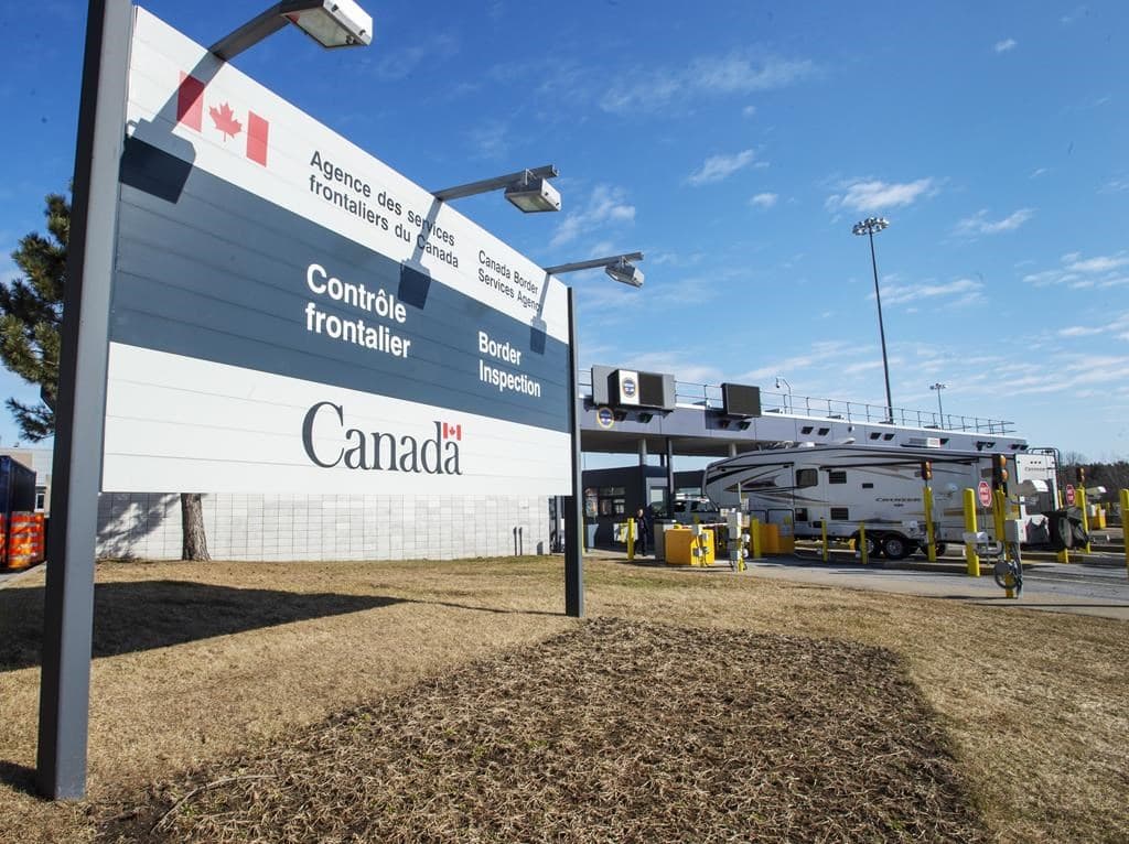 asylum-seekers-continue-to-cross-canada-u-s-border-despite-shutdown