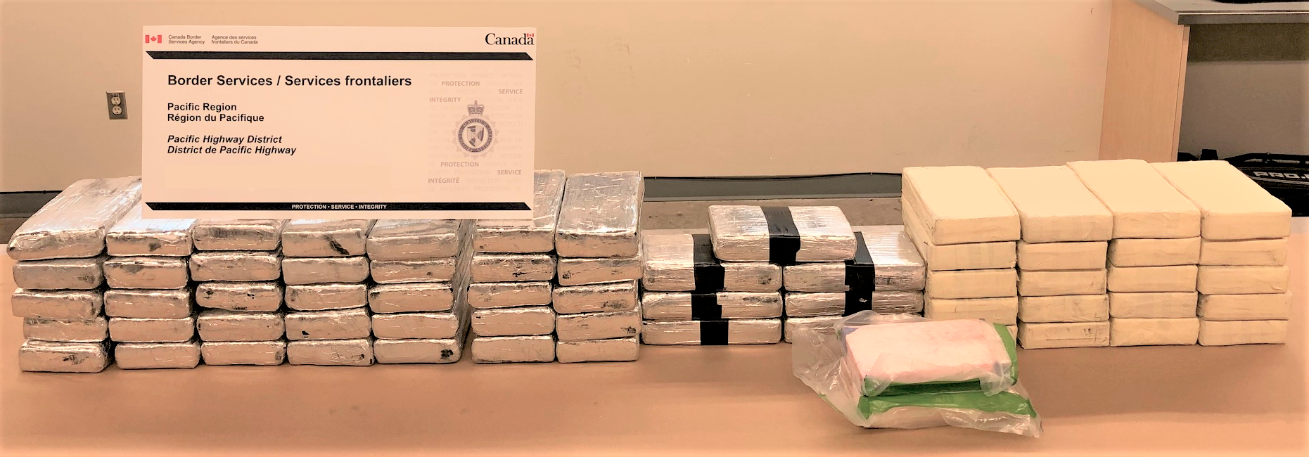 cbsa-disrupts-smuggling-attempt-after-discovering-64-bricks-of-suspected-cocaine