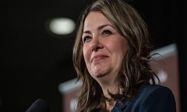 danielle-smith-dismisses-critics-who-say-shes-misleading-public-on-trans-law