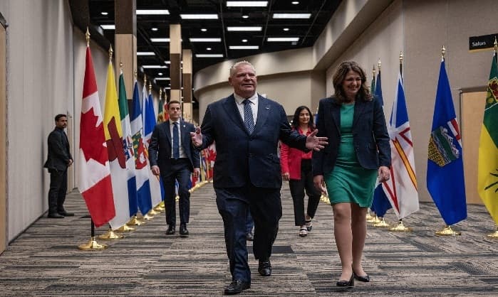 premiers-danielle-smith-and-doug-ford-agree-to-study-new-energy-corridors-more-trade