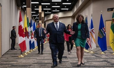 premiers-danielle-smith-and-doug-ford-agree-to-study-new-energy-corridors-more-trade
