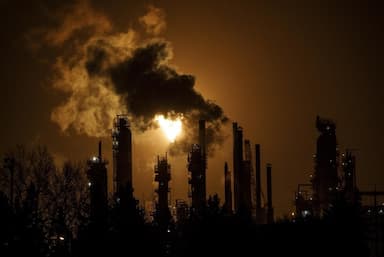 top-oil-producers-increase-oil-production-despite-climate-change-concerns-report