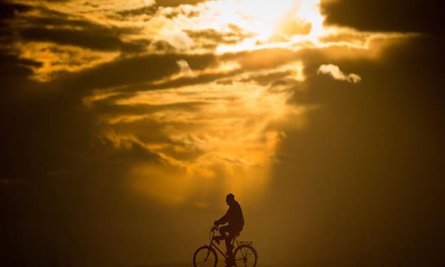 Unseasonably warm temperatures set daily records in five B.C. communities - https://cdn.connectfm.ca/Environment-Canada_2026-03-03-170716_gfyd.jpg