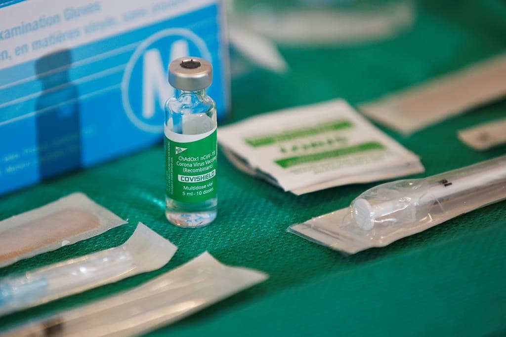 three-cases-of-blood-clotting-reported-among-300-000-canadians-who-received-a-oxford-astrazeneca-shot-dr-supriya-sharma