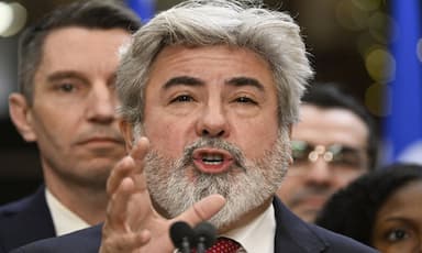 quebec-liberal-leader-pablo-rodriguez-steps-down-as-party-faces-investigation