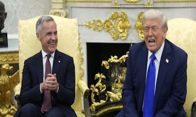 prime-minister-carney-celebrates-blue-jays-world-series-return-after-dramatic-game-7-win