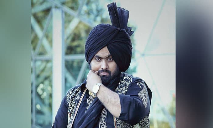 amritsar-police-register-case-against-punjabi-singer-over-social-media-weapons-post
