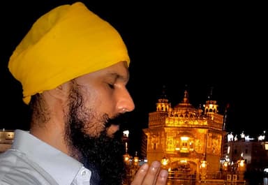 randeep-hooda-teams-up-with-khalsa-aid-to-provide-oxygen-concentrators