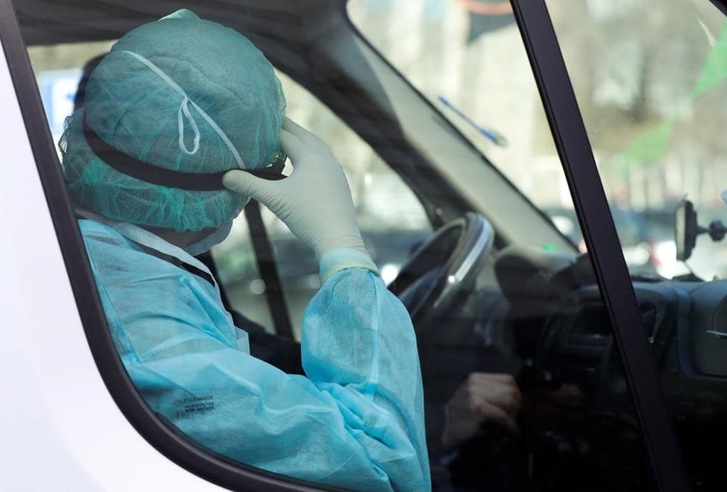 four-new-covid-19-cases-in-canada-first-death-in-the-u-s