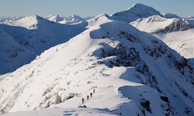 snowmobiler-killed-in-avalanche-near-tumbler-ridge-in-northeastern-b-c
