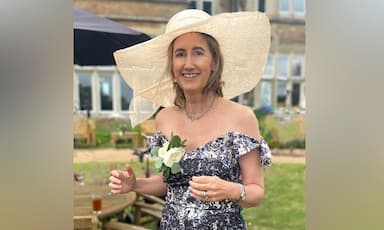 author-sophie-kinsella-known-for-global-shopaholic-series-dies-at-55