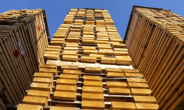 Canada’s Economy Contracts in Fourth Quarter of 2025 as Annual Growth Slows - https://cdn.connectfm.ca/Statistics-Canada_2026-02-27-184600_nhsr.jpg