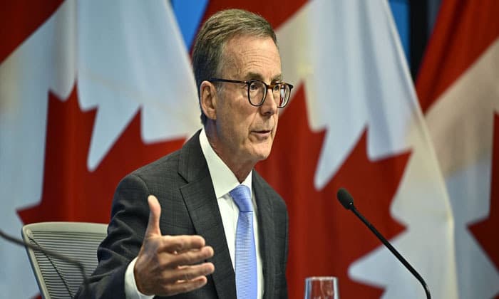 the-governor-of-canada-tiff-mcclam-gave-a-warning-in-a-ceremony