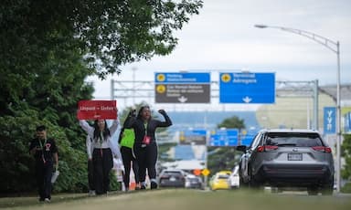 Flight attendants union says tentative deal reached to end Air Canada strike