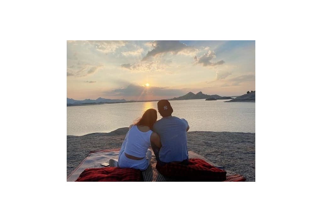 alia-bhatt-wishes-her-life-ranbir-kapoor-on-birthday-with-dreamy-sunset-photo