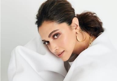 deepika-padukone-launches-chain-of-well-being-initiative-on-social-media