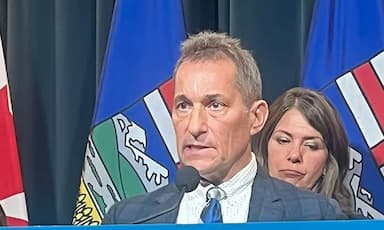 albertas-chief-medical-officer-out-as-contract-ends-province-looking-for-successor