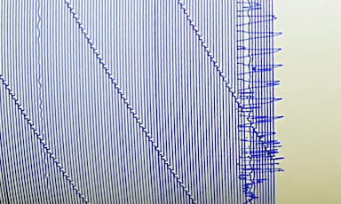 a-7-4-magnitude-earthquake-strikes-off-the-southern-coasts-of-chile-and-argentina