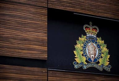 one-dead-in-helicopter-crash-near-revelstoke-b-c-rcmp-confirms