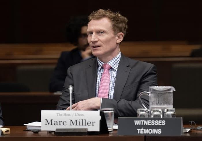 canada-bringing-back-visa-requirements-for-mexico-to-slow-asylum-claims