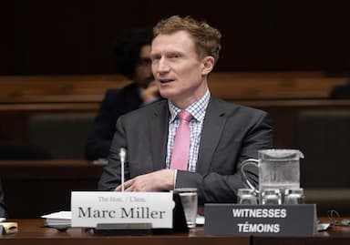 canada-bringing-back-visa-requirements-for-mexico-to-slow-asylum-claims