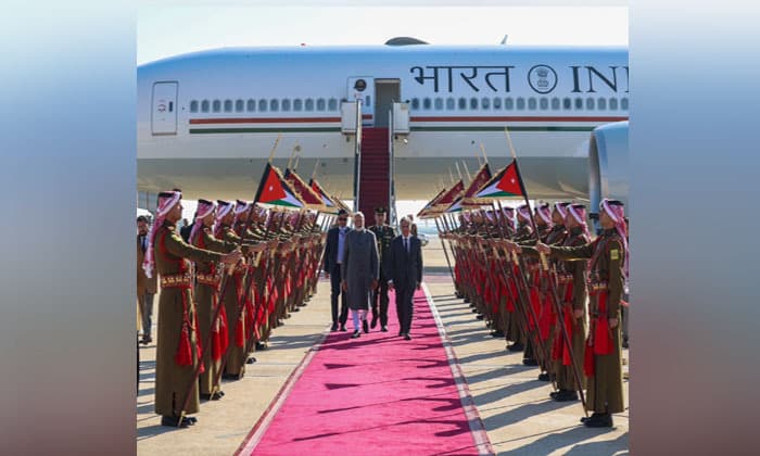 prime-minister-modi-arrives-in-jordan-for-two-day-official-visit
