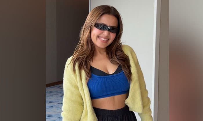 neha-kakkars-sudden-instagram-exit-sparks-concern-among-fans