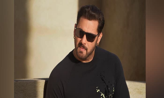 salman-khan-to-import-bullet-proof-car