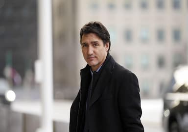 if-trudeaus-jamaican-vacation-was-unacceptable-public-would-know-ethics-watchdog