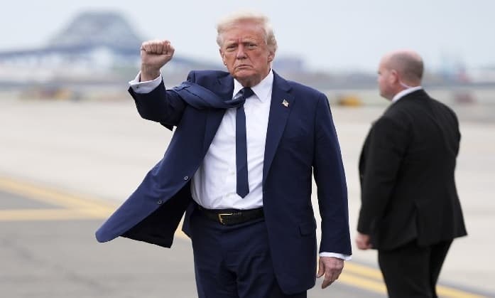 trump-says-canada-should-become-u-s-state-as-president-weighs-in-on-canadian-vote