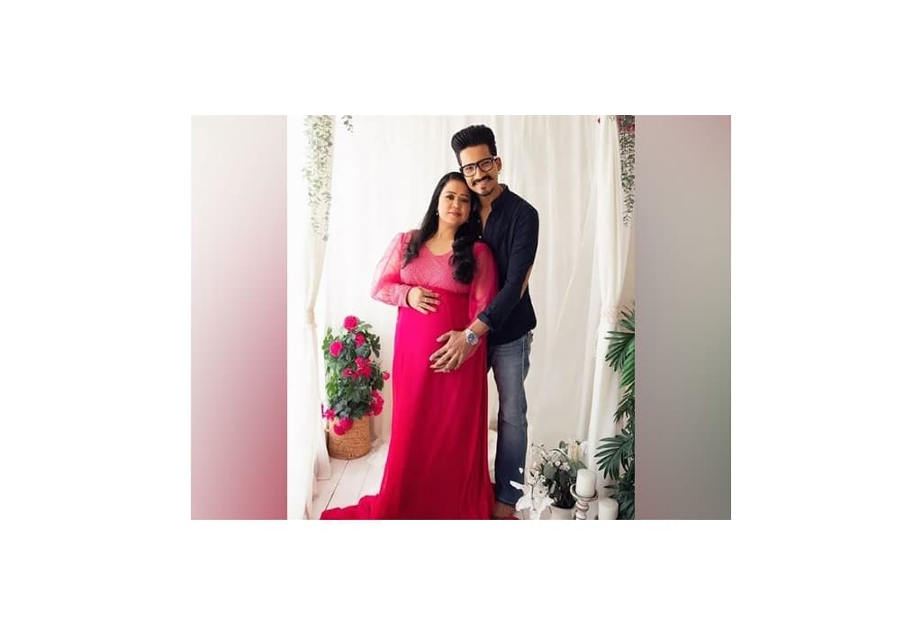 bharti-singh-welcomes-baby-boy-with-husband-haarsh-limbachiyaa