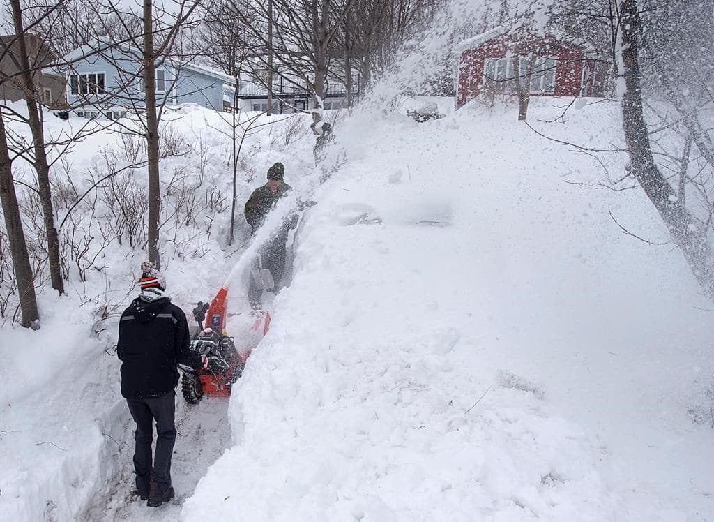 state-of-emergency-in-st-johns-n-l-reaches-day-5-after-massive-blizzard