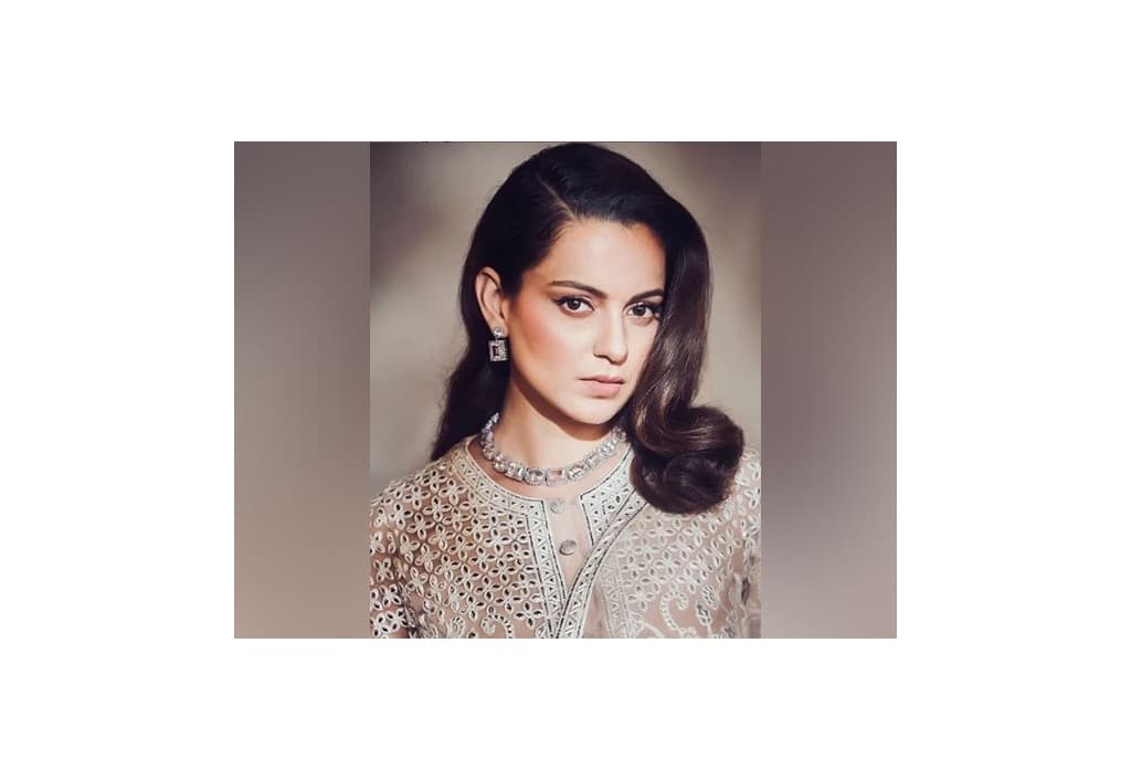 kangana-ranaut-heads-to-delhi-for-recce-of-her-film-emergency